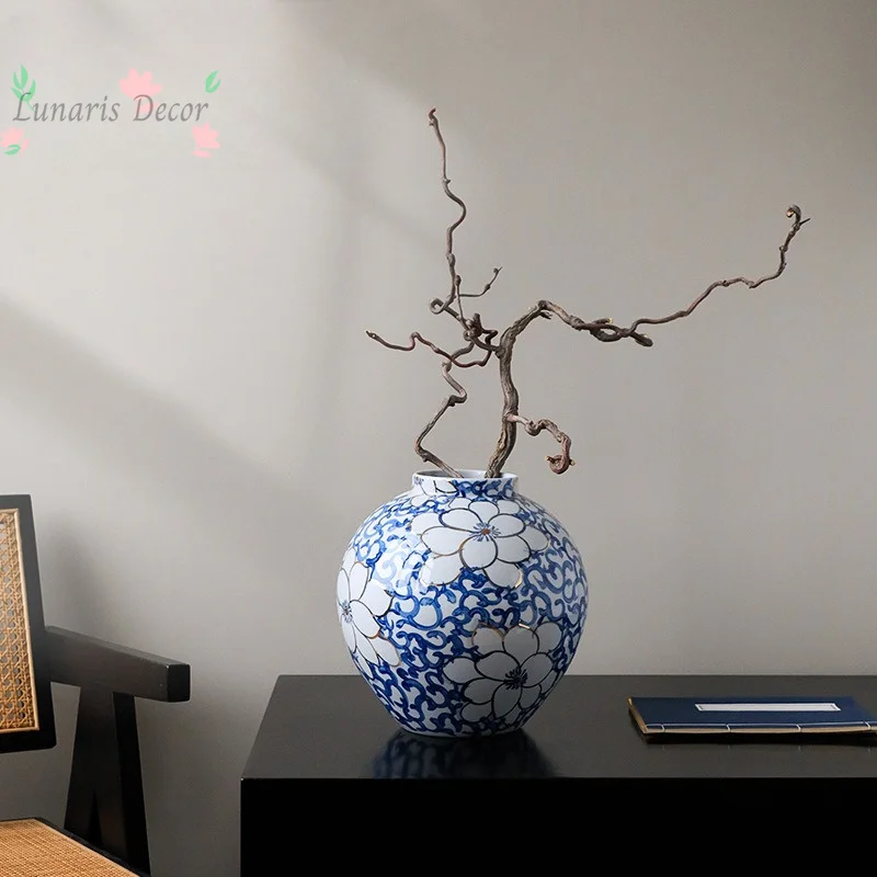 Ceramic vase blue and white porcelain ornament light luxury Chinese round flower ware