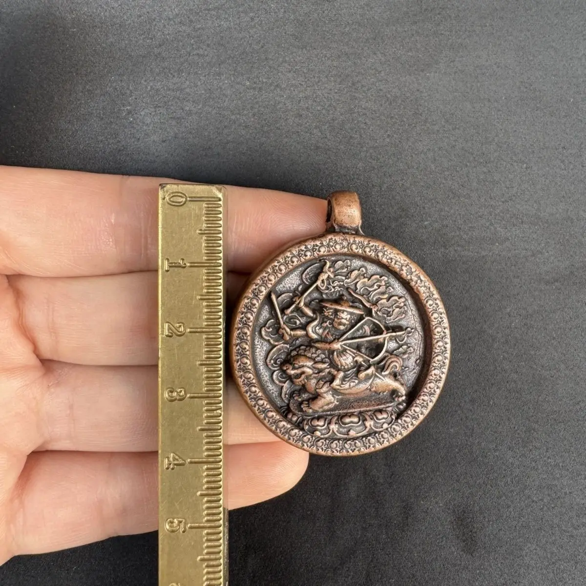 Tibet Tibetan Lion-Riding Protector Deity amulet Statues Figurines Lucky Ornaments Home Decoration gifts