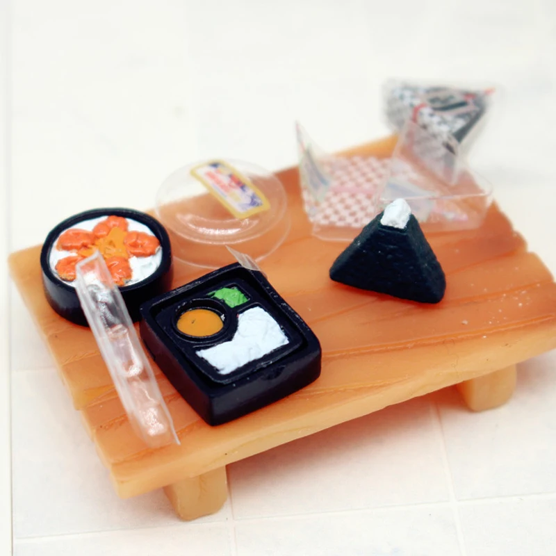 2Pcs Dollhouse Sushi Bento Model Dollhouse Simulation Miniature Food Dolls House Accessories Kids Pretend Play Toys