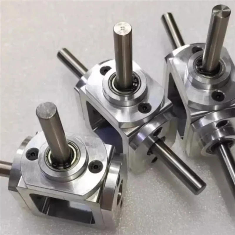 AB35-Spiral Bevel Gear Reducer 1M 20T 8MM الزاوية اليمنى محرك علبة التروس 1:1 Cross Commutator عكس المزدوج الإخراج