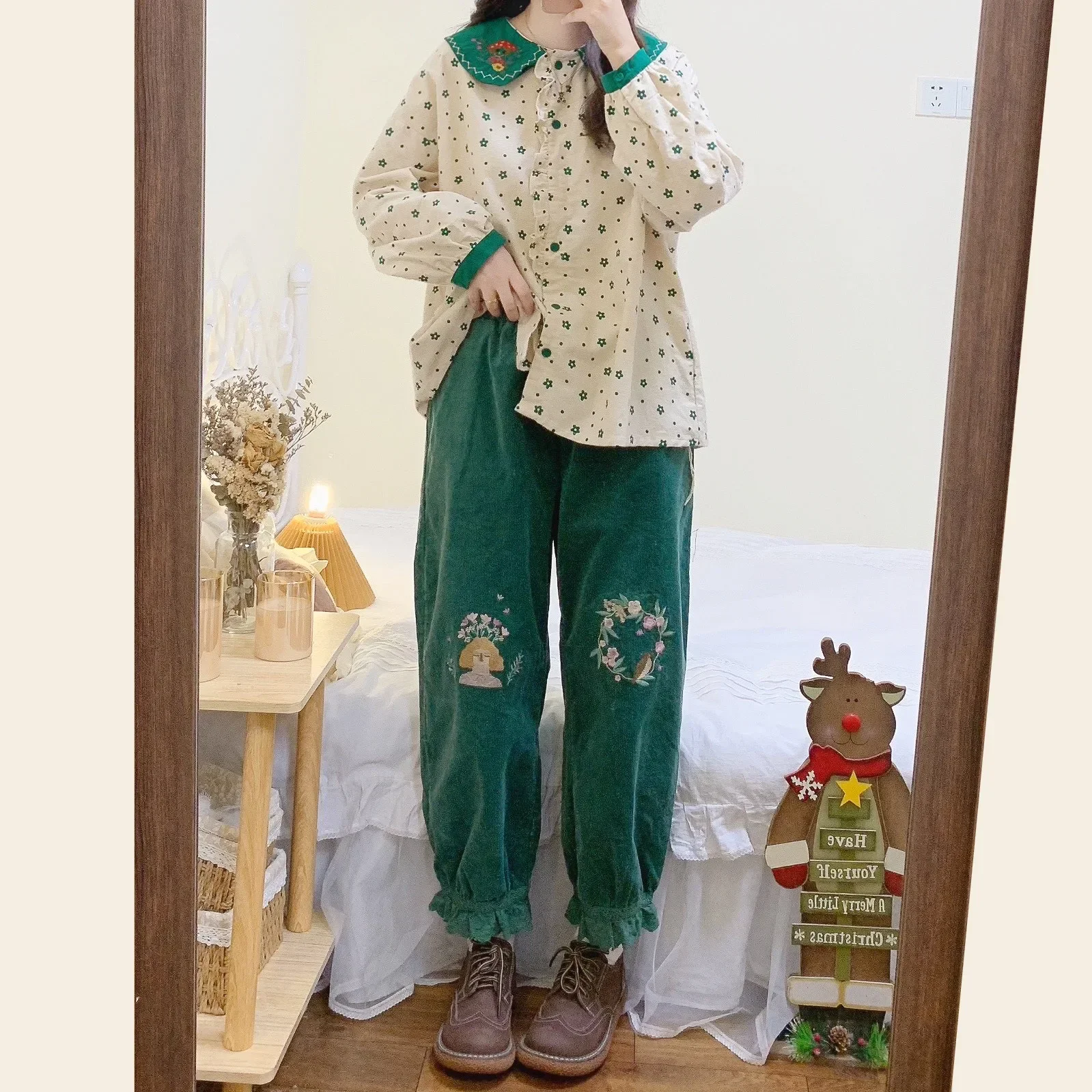 Inverno Mori Girl velluto a coste ricamo floreale pantaloni larghi alla caviglia pantaloni autunno Retro Edwardian dolce pizzo Palazzo pantaloni