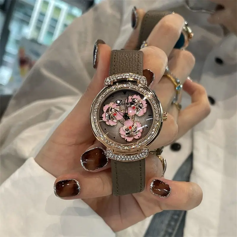 Camellia Ladies Watch Niche 2025 New Simple Trend Fashion Casual Waterproof Quartz Watch Luxury Birthday Gift