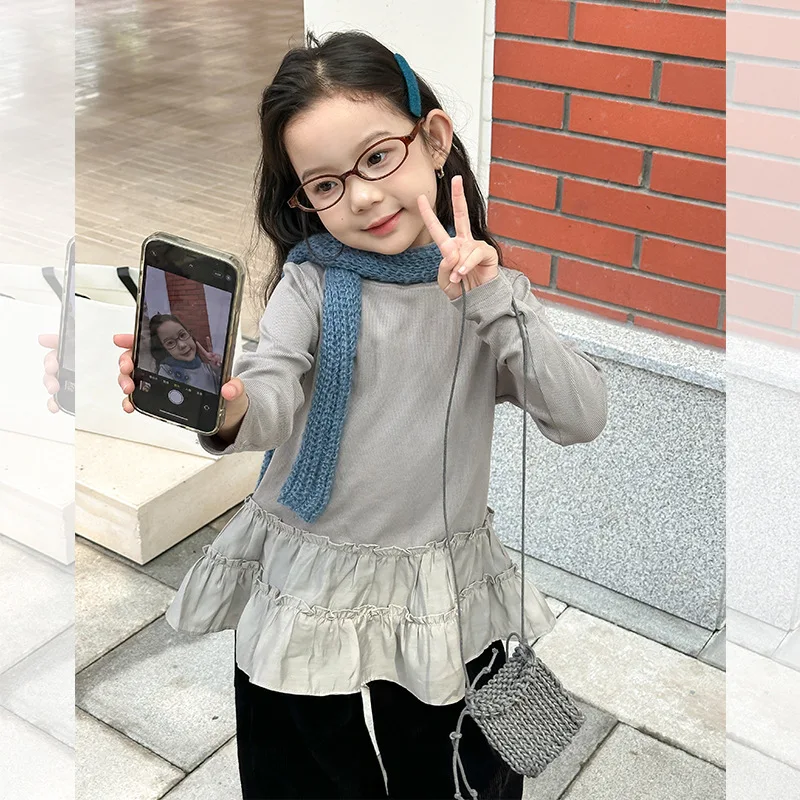 

Girls' fashionable knitted pit strip outer top stacked inside hem spliced lace bottoming shirt autumn