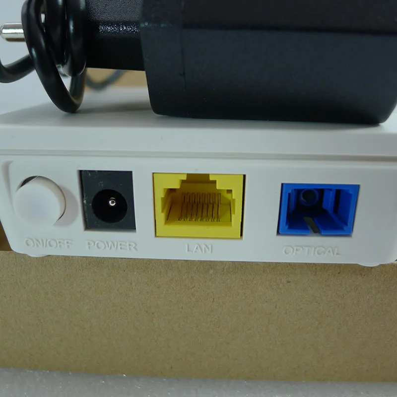 Оригинальный порт HG8310M GPON ONU с портом ethernet 1GE и английским интерфейсом