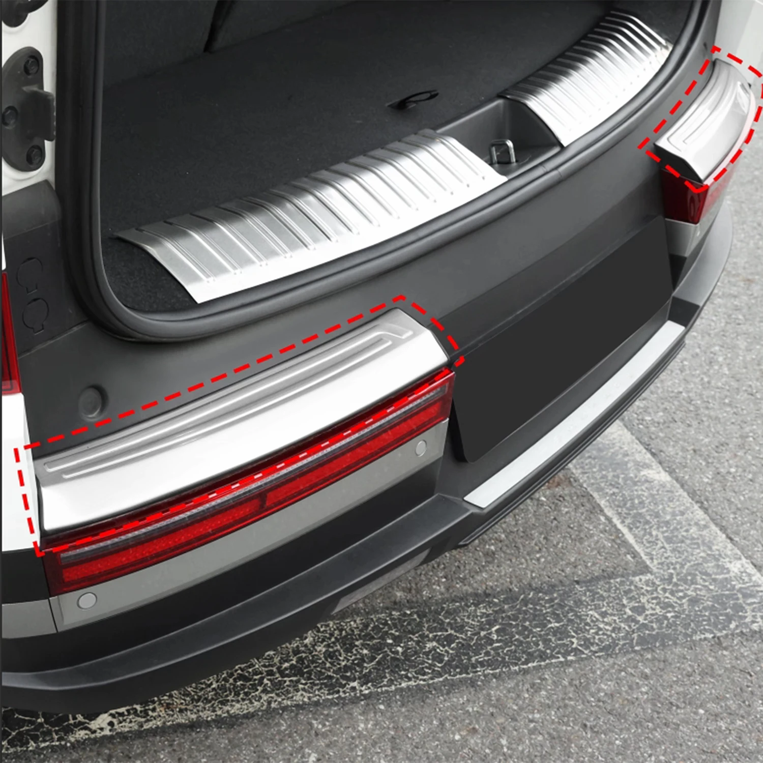 

For Hyundai Santa Fe MX5 2024 2025 2026 Steel Rear Trunk Outer Bumper Protector Guard Sill Plate Cover Car Accessories 2pcs