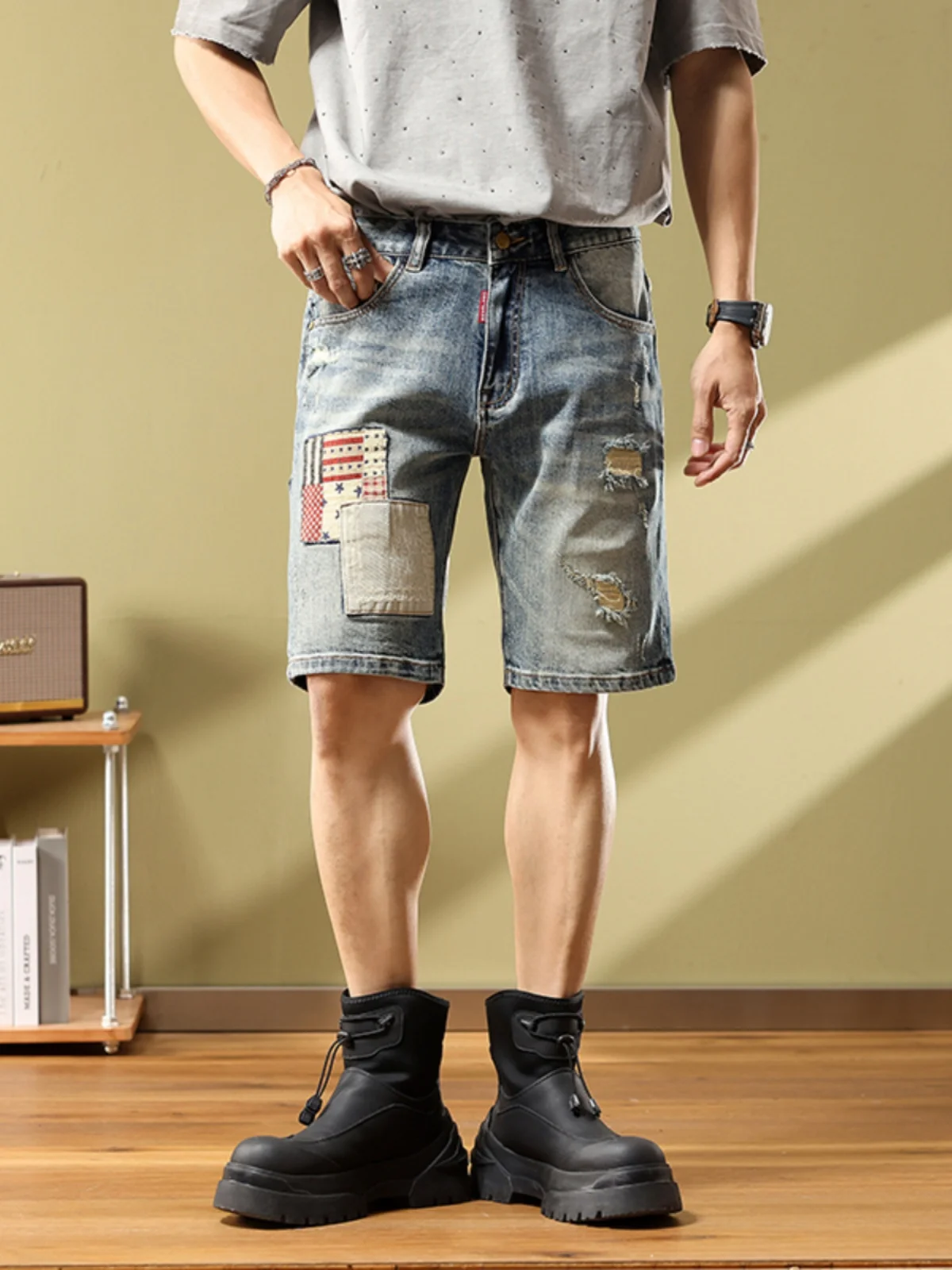 

Мужские джинсовые шорты в стиле ретро с эффектом потертости, повседневные, прямого кроя, с цветными вставками, пятикарманные, для отдыха, со средней посадкой, из эластичного хлопкового денима