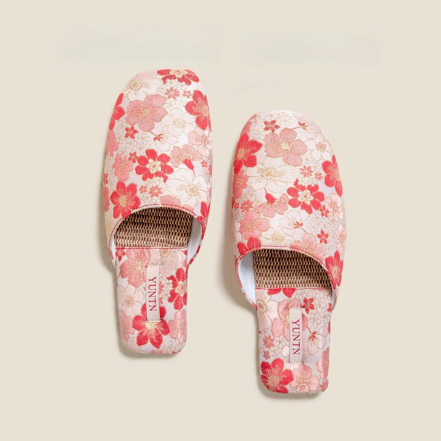 

Autumn New Chinese Elegant Embroidered Linen Toe-Covered Anti-Slip Lightweight Rubber Sole Women's Home Slippers for Women's