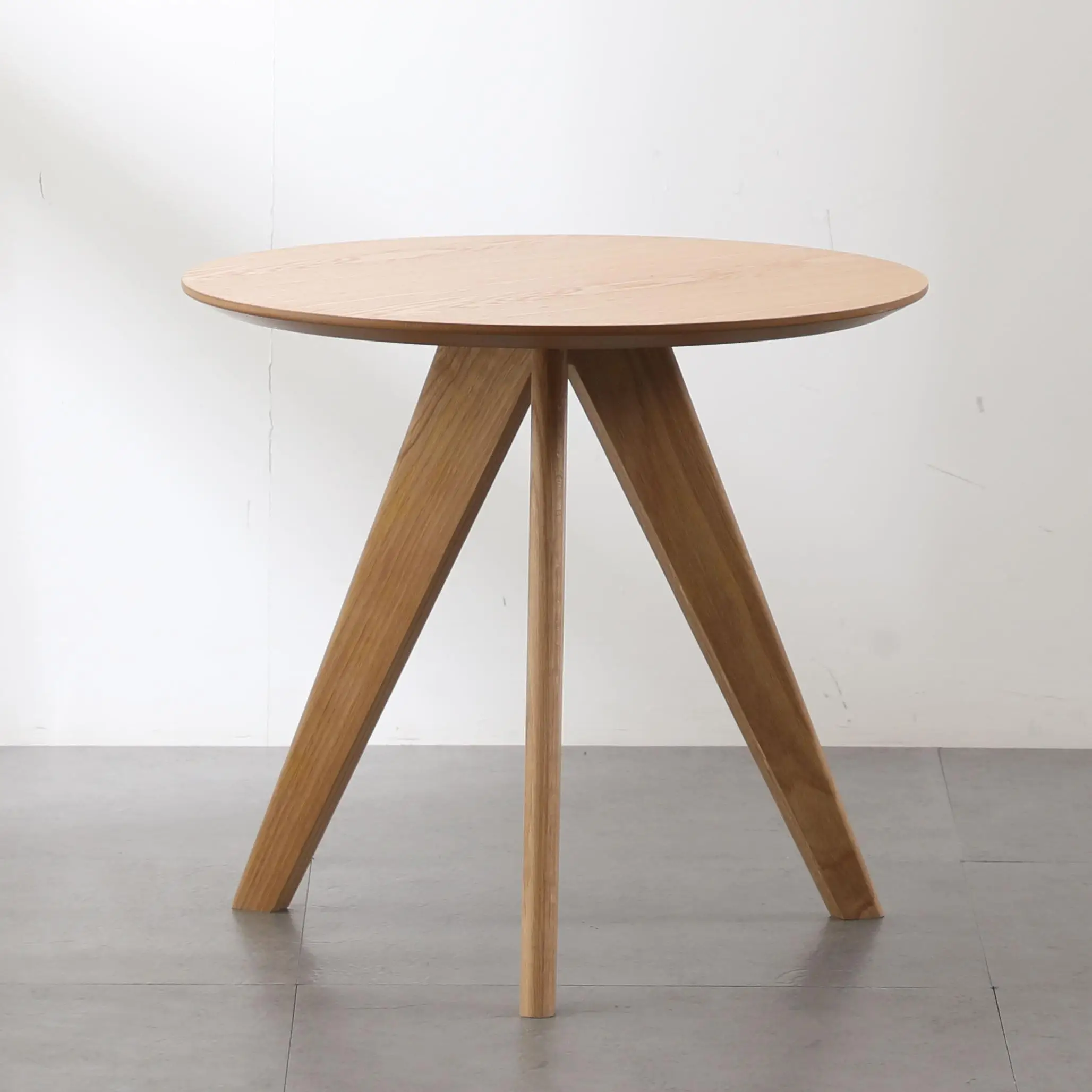 

Wholesale High Quality Factory Home Indoor Furniture Nordic Modern Side Table Round Wood Coffee Table for Living Room