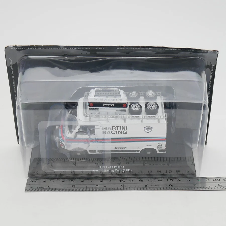 Diecast Ixo Maßstab 1:43 Fiat 242 Phase 2 1983 Fiat Van Martin Racing Team Logistikfahrzeug Legierung Automodell Sammlerspielzeug Geschenk
