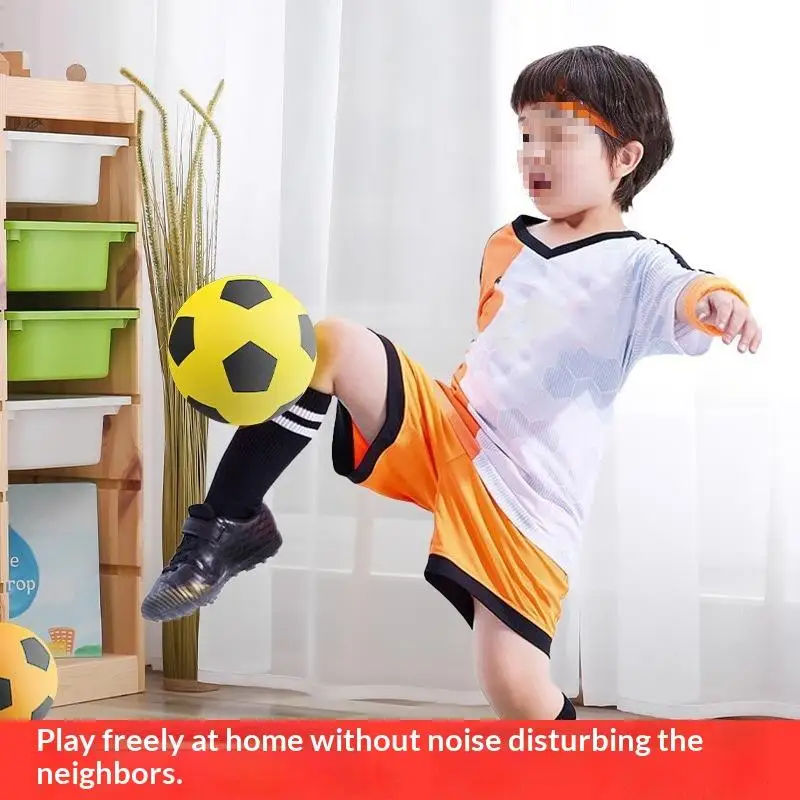 

1 Pc 3 Colors High-Elastic Indoor Silent Football PU Foam Practice Ball Comes With A Net Bag For Home Use And Skill Development