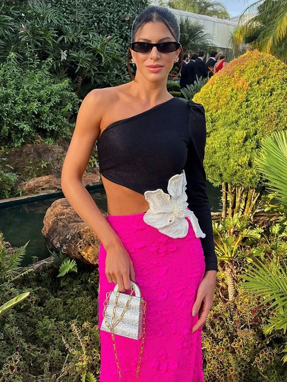 

Трехмерное цветочное бандажное платье с цветными блоками, сексуальное платье без бретелек с наклонным воротником, милое и модное сочетание