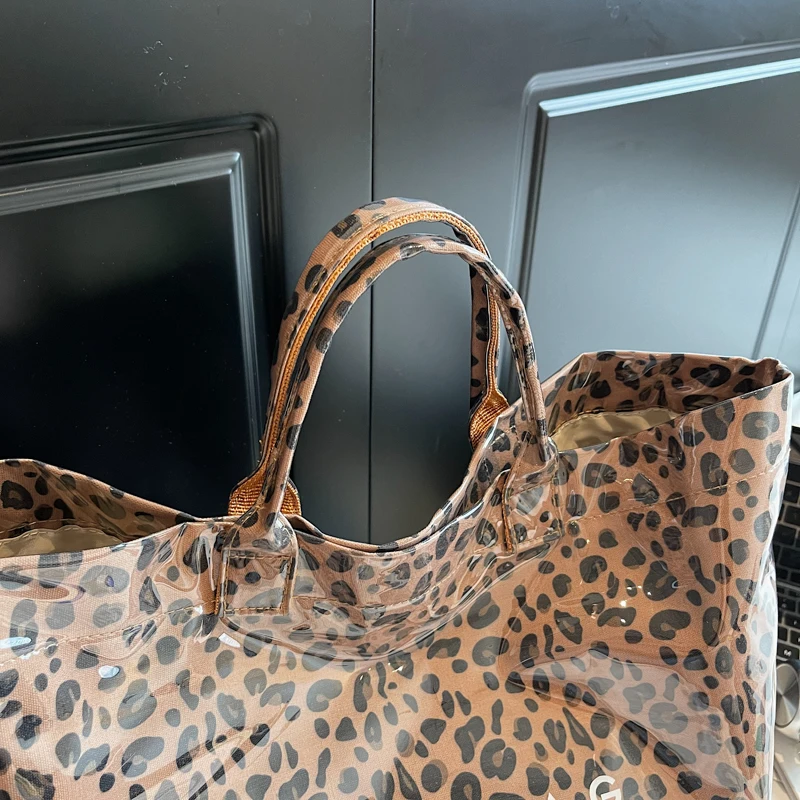 MOODS ليوبارد نمط كبير حمل الحقائب للنساء بولي كلوريد الفينيل سعة كبيرة المتسوق حقيبة كتف 2025 موضة جديدة فاخرة مصمم حقائب اليد