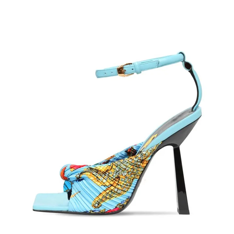

Sqaure Toe Summer Women's Gladiator Sandals Tropical Flower Print Thin Heels Buckle Strap Catwalk Shoes Sexy Runway High Heels