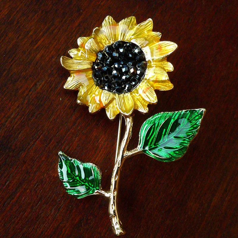 Retro Sunflower Shaped Enamel Brooch Antique Vintage Yellow Flower Pins Brooches Woman Party Jewelry