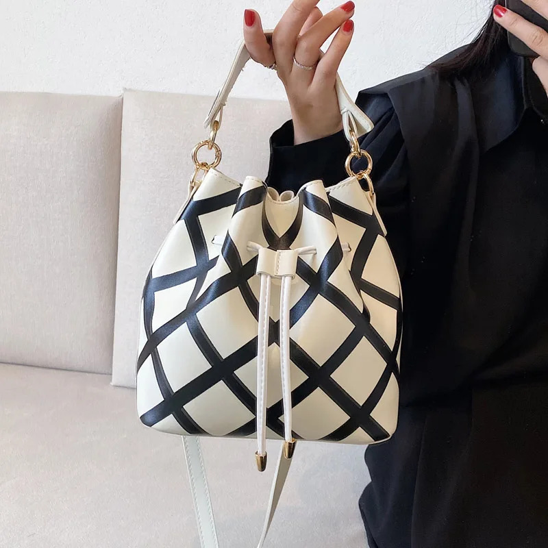 

Luxury Brand Bucket Shoulder Bag Leather Classic Drawstring Handbags For Women 2022 Fashion Crossbody Bag Small Size Women Bags