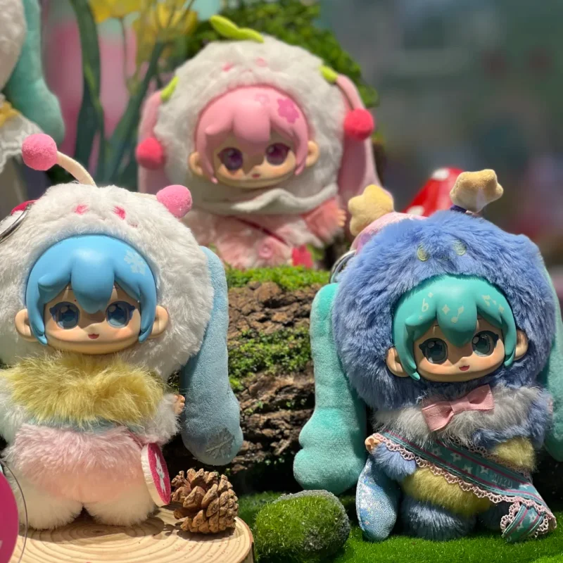 

Новинка 2025 года, оригинальная серия Hatsune Miku Forest Concert, модная слепая коробка, игрушки, коллекционные куклы Kawaii, брелок с орнаментом, загадочная коробка