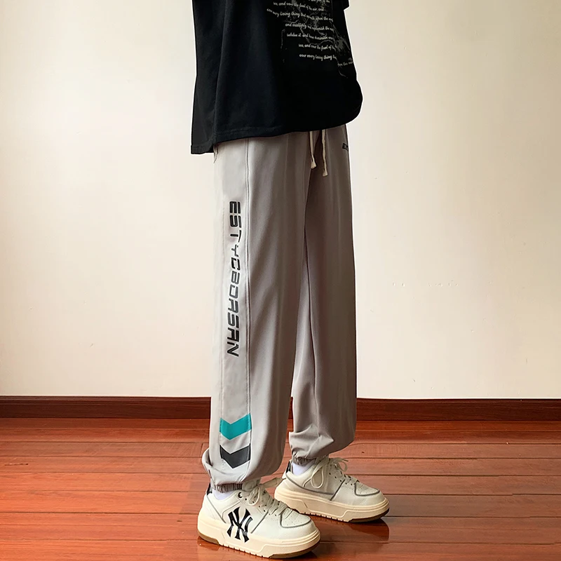 

Мужские летние тонкие брюки из ледяного шелка в американском стиле, свободные, струящиеся, длиной 9/10, модные брендовые, с отворотами, спортивные повседневные брюки