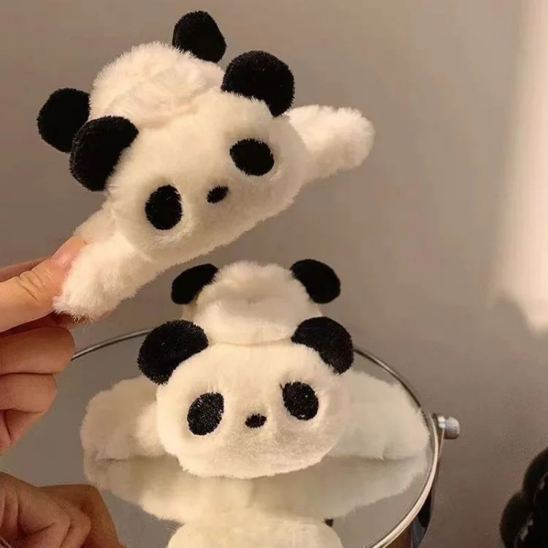 Cute Panda Plush Grab Clip for Women, Cartoon Disc Hair, Shark Clip Hair Accessories Autumn and Winter