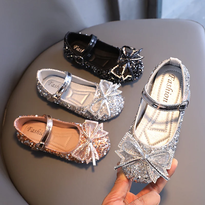 Scarpe da principessa da ragazza paillettes di cristallo papillon Party Glitter bambini Mary Janes tre colori matrimonio Shallow Chic scarpe per