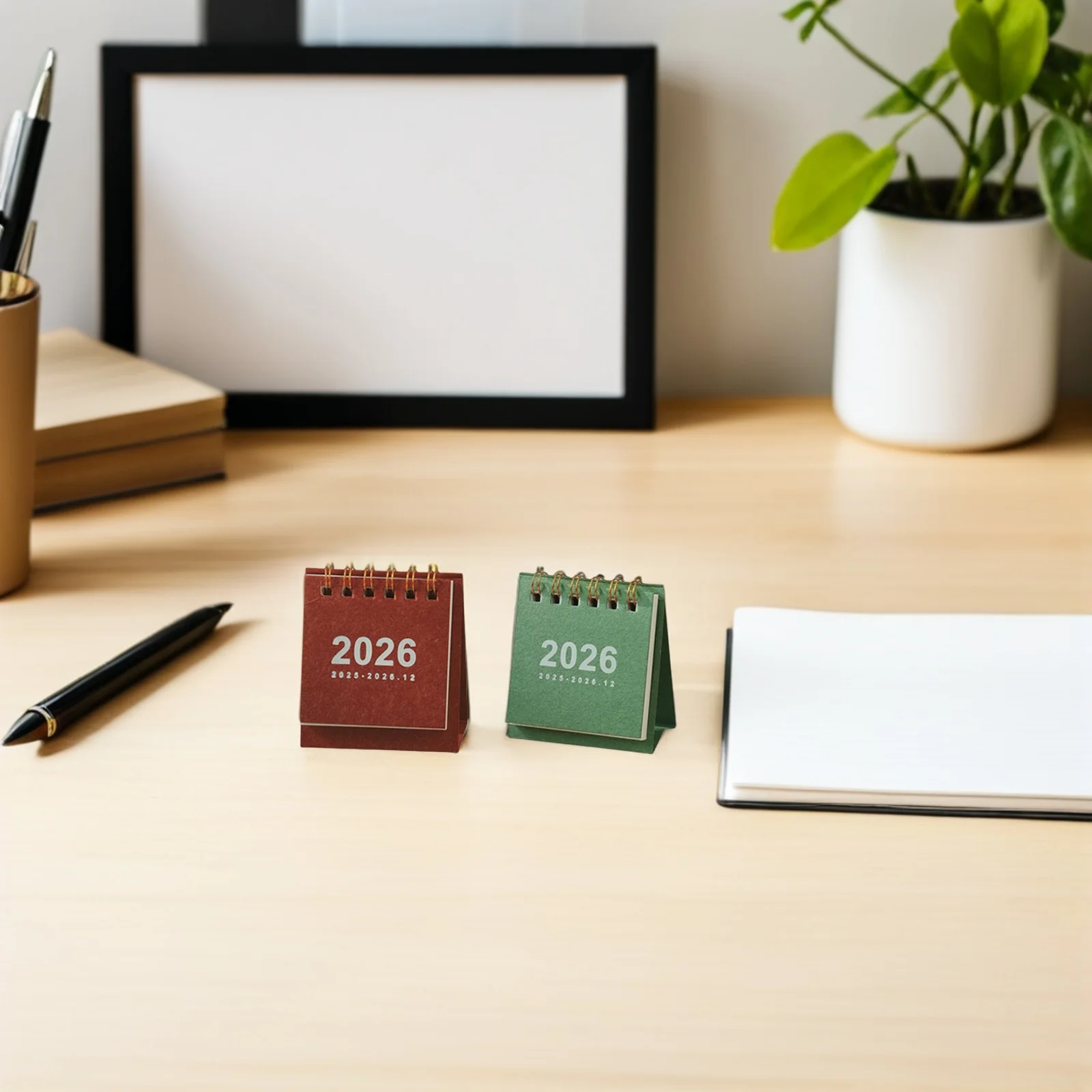 

6 шт. 2026 Мини-настольный календарь Компактный дизайн Трекер привычек Гладкая поверхность письма для офиса, дома, кабинета, прочная бумага без чернил