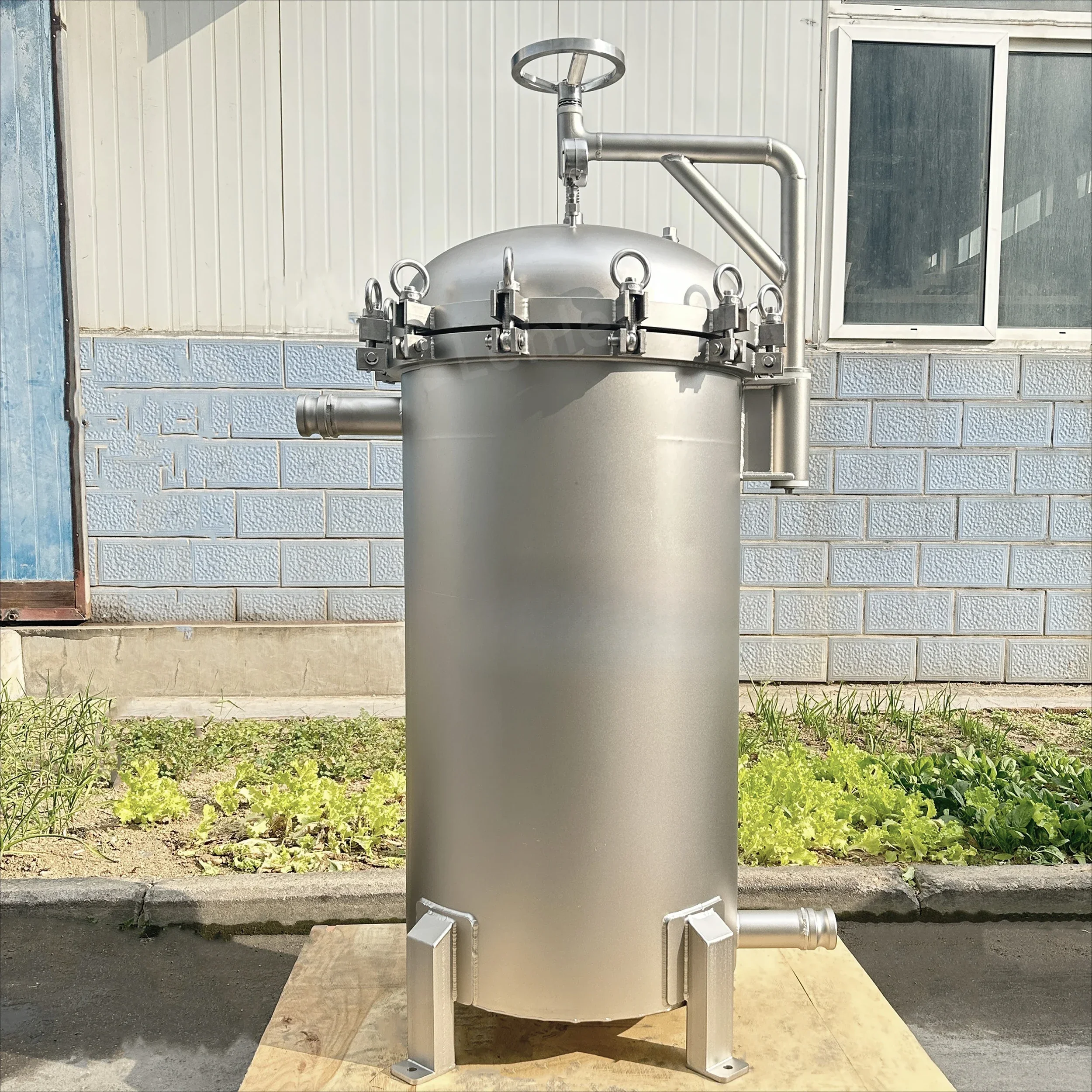 

Made in China Filtration Equipment High Flow Stainless Steel Multi-Cartridge Filter Housing for Industrial Applications