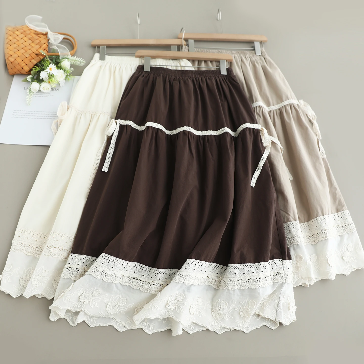 

Japanese Sweet Lolita Mori Girl Lace Embroidery Patchwork Cotton Skirts Women Autumn Elastic Waist Casual Loose A-Line Skirts