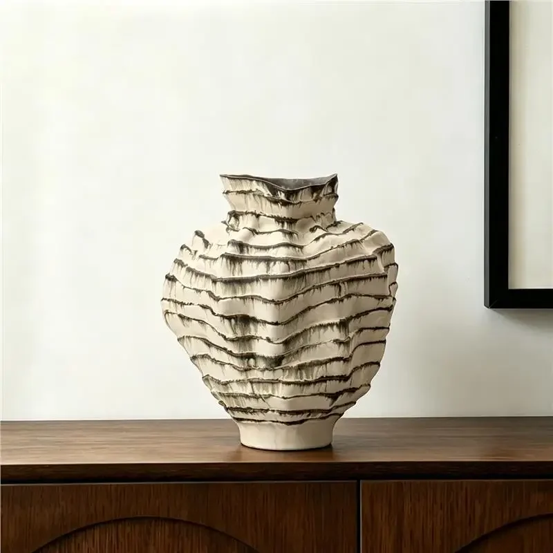 Wave-patterned Ceramic Vase Irregularly Wrinkled Handcrafted Ceramic Handicraft Flower Vase Home Decoration Flowerpot