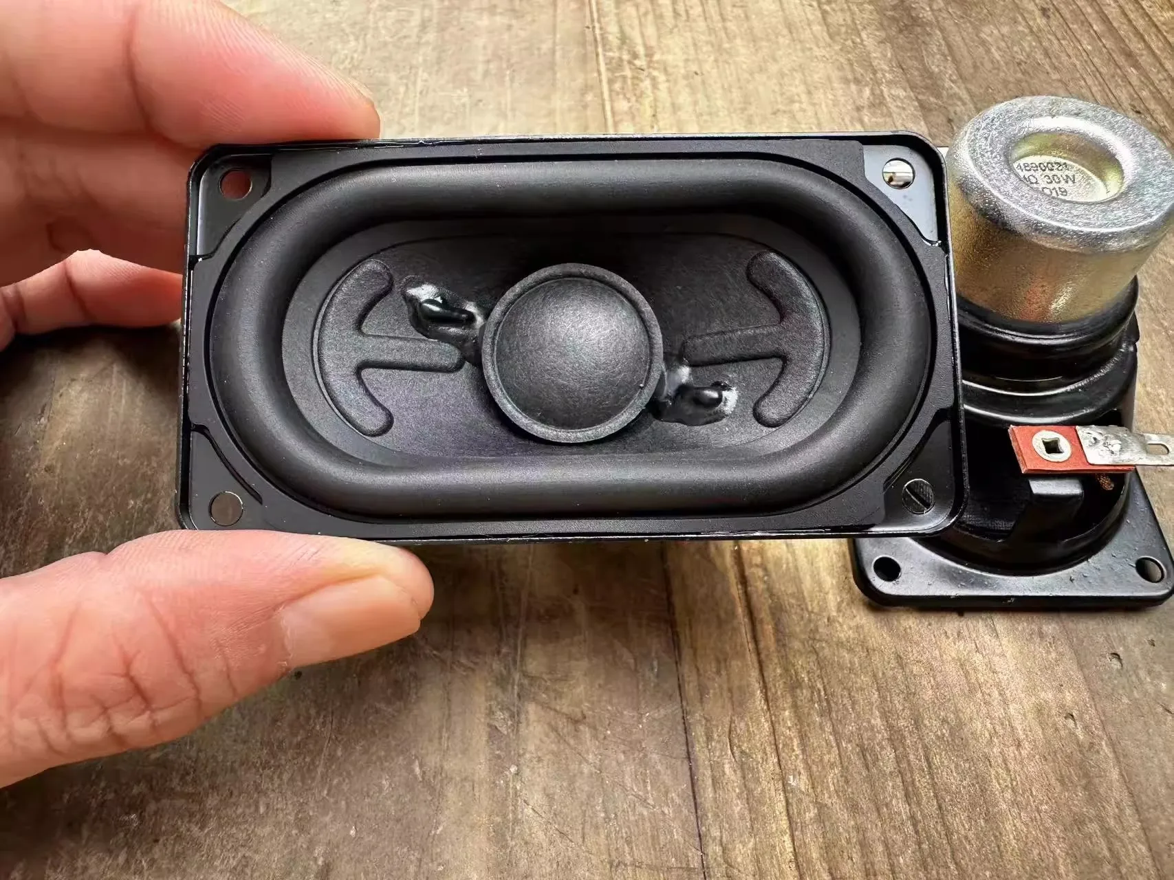 GHXAMP für Harman 90x48mm Hochleistungs-Rechteck-Racetrack-Lautsprecher – Audiophile, Neodym, Papiermembran, 4 Ohm 30 W 2 Stück – Detail 2