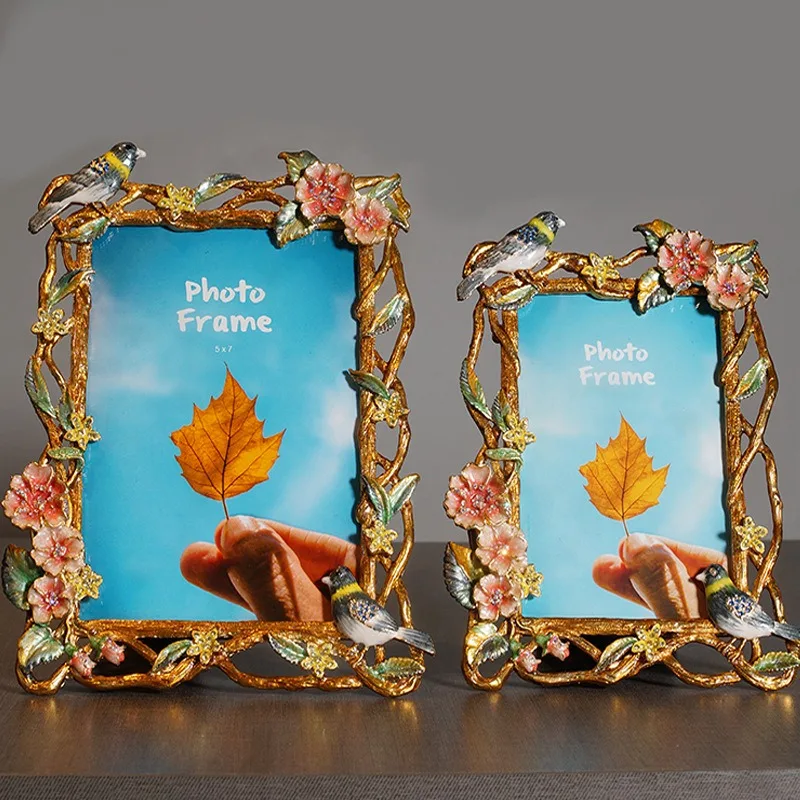 European metal photo frame handicrafts, flowers and birds with diamonds, seven-inch creative photo frame for home decoration