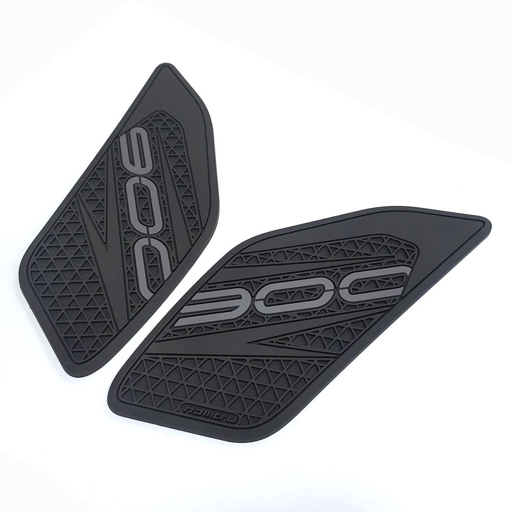 

Motorcycle Tank Traction Pad For Kawasaki Z900 2017-2025 Anti Slip Side Grip Protector Sticker