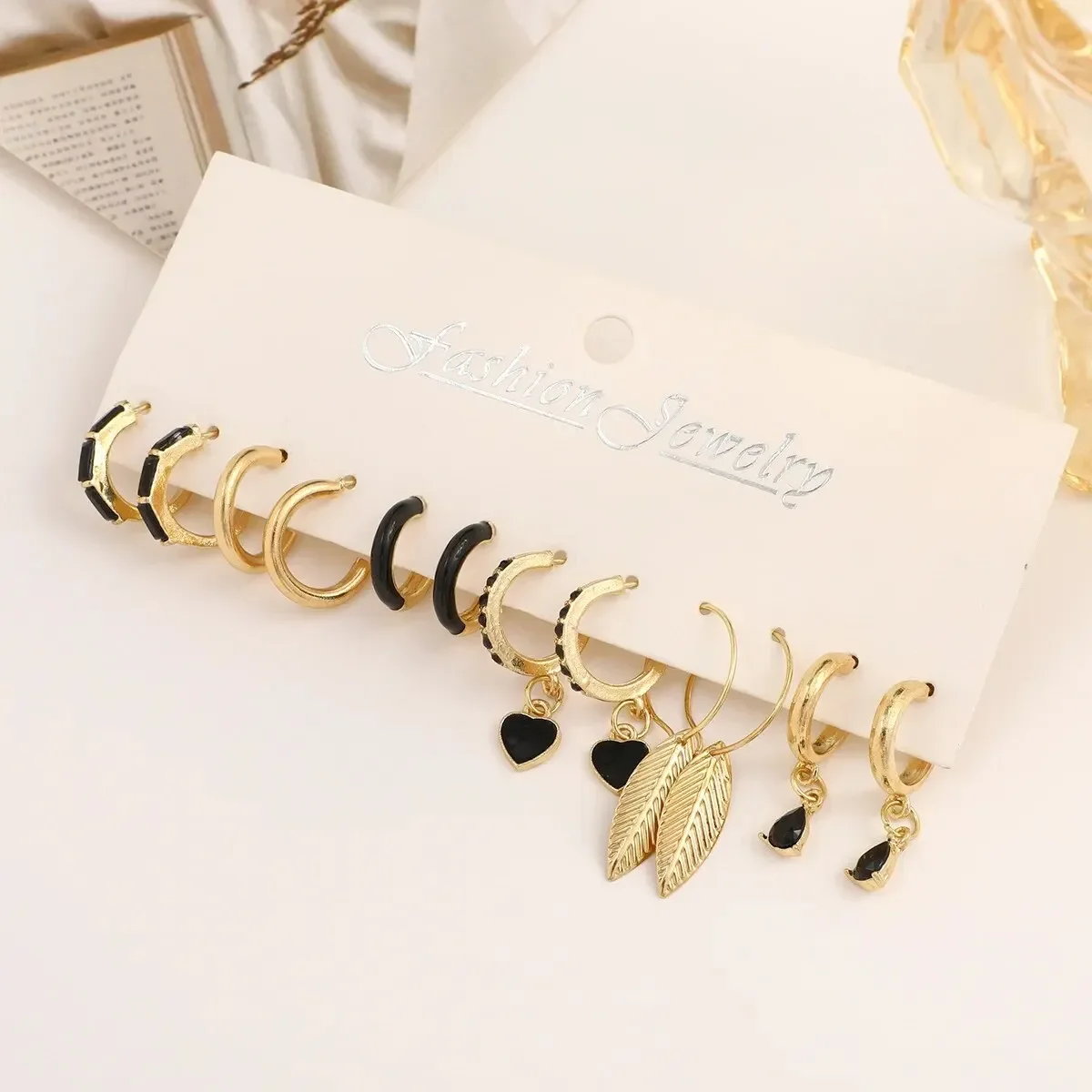 Simple 11 Pcs Black Heart Leaf Butterfly Earrings Set for Women Fashion Temperament Hoop Earring Holiday Wedding Jewelry Gift