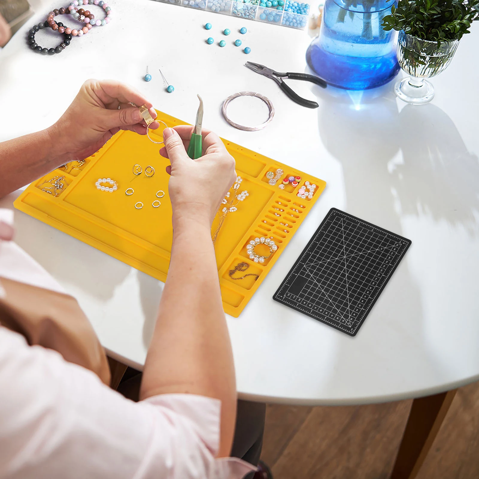 

NEWACALOXDigital Repair Soldering Iron IC Soldering Work Mat High Density Engraving Cutting Mat Multifunctional Cutting Plate