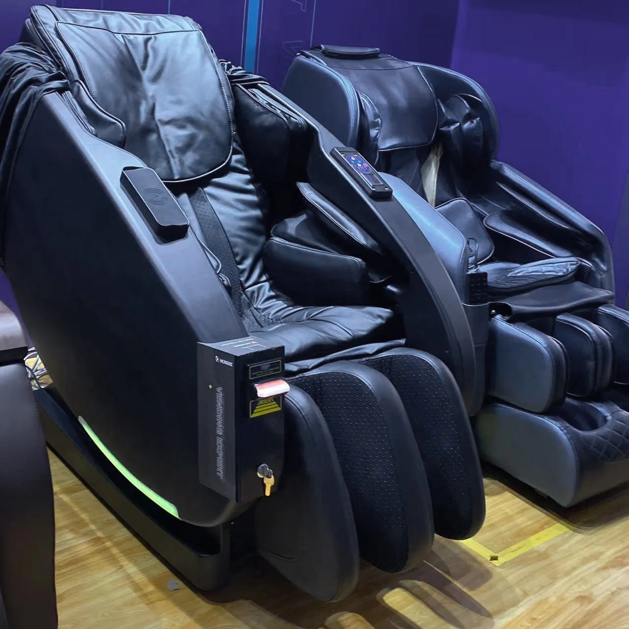 

HENGDE New Model Full Body Legs Arms Commercial Coin Vending Massage Chair