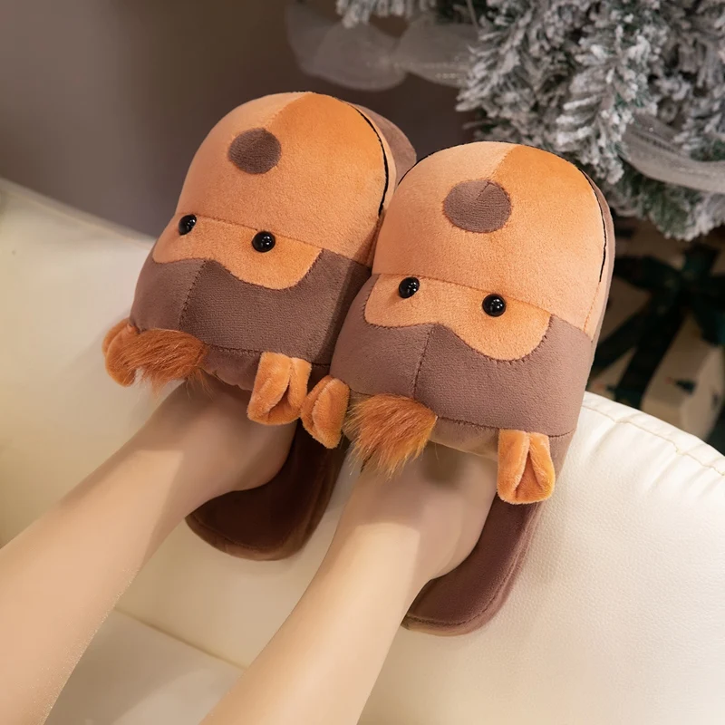 TreasuringU 2026 جديد الكرتون القرد نعال قماش لطيف الحيوانات محشوة أحذية النساء الرجال داخلي أحذية مريحة هدية الكريسماس #1