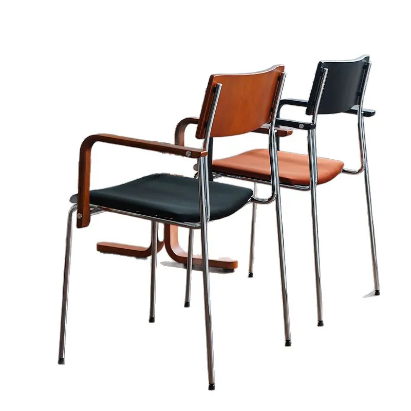 Mittelalterlicher Retro-Esszimmerstuhl, leichter Luxus-Designerstuhl für Senioren, Massivholz, nordischer, schlichter Stuhl mit Rückenlehne, lässiger Stuhl mit Rückenlehne