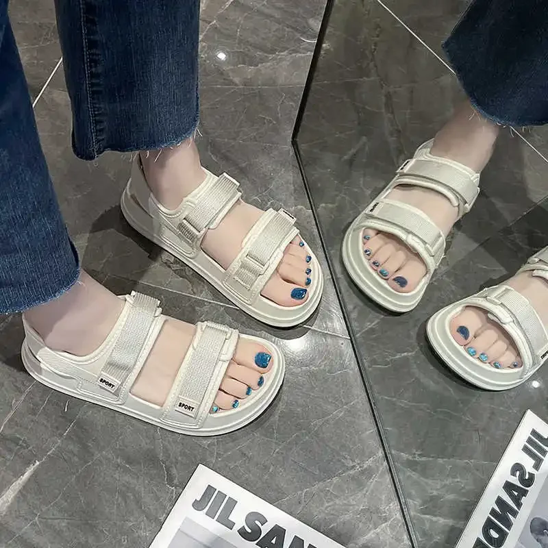 Zapatos planos plateados antideslizantes transpirables, sandalias, chanclas de playa marrones para mujer, zapatillas deportivas elegantes 2025