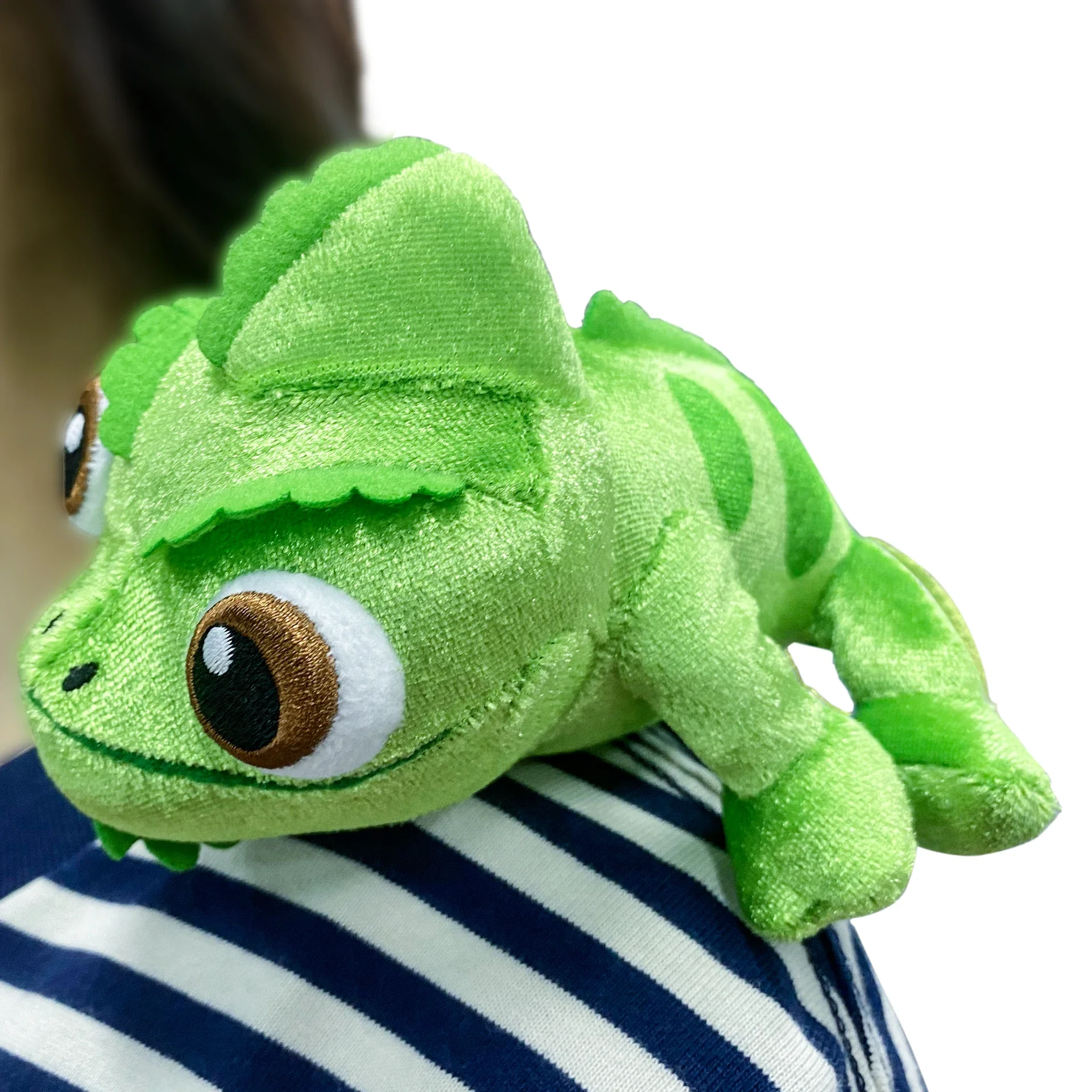 

IN STOCK Pascal Rapunzel Chameleon Plush Toy Soft Stuffed Animals Plush Shoulder Plush Suitable for Parties Perfect Gift Chrimas
