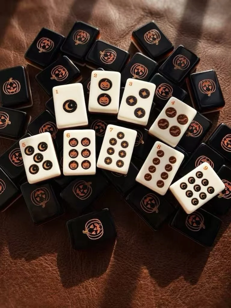 Halloween Theme American Mahjong Tile Set 160pcs Engraved Acrylic Pumpkin Ghost Witch Design Home Entertainment Board Game