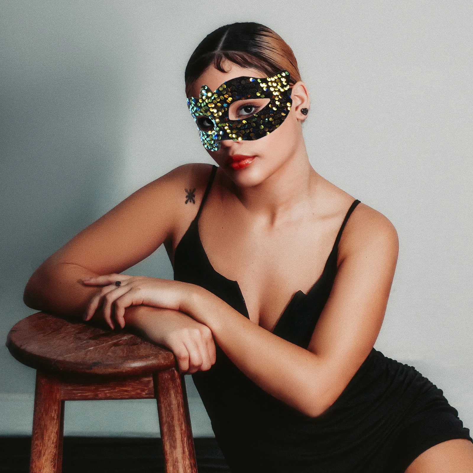 

Masquerade Mask for Women Sequin High Quality PVC Adjustable Elastic Band Lightweight for Masquerade Carnival Halloween Cosplay