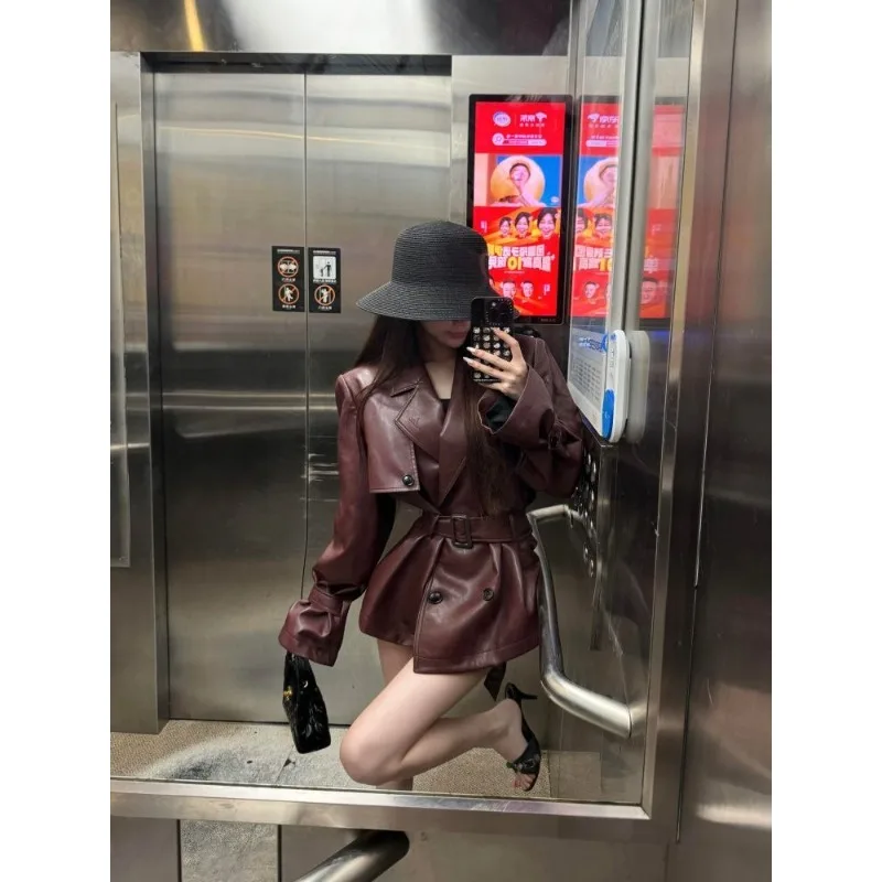가을 레트로 핫걸 스타일 스트리트 레디 루즈핏 긴팔 코트 스타일리시하고 독특하며 다재다능한 가죽 재킷