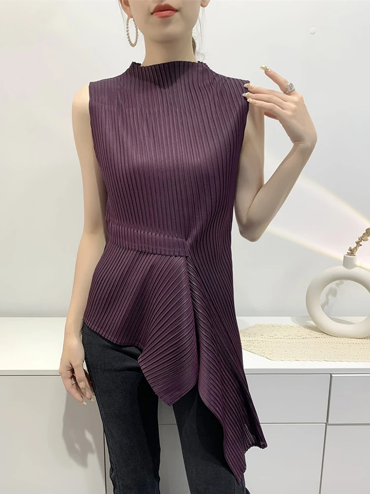 LANMREM Irregular Pleated T-shirt Women's Stand Collar Sleeveless Solid Color Gathered Waist Designer Fashion New Top 2DC1297