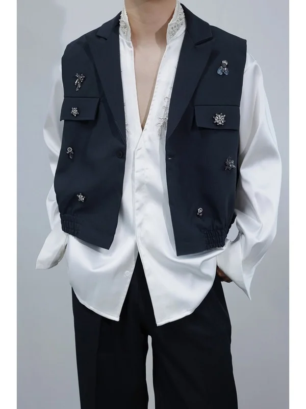 

Новинка осени 2025: Мужской свободный жилет с декором в виде ромбов, стильный, модный, универсальный, с наплечниками.