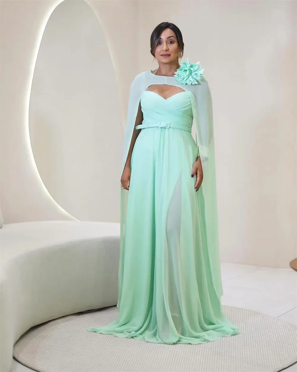 

Customized Elegant Green Chiffon Evening Dresses With Cape Halter A Line Birthday Party Gown Lace-up Back Womens Special Occasio