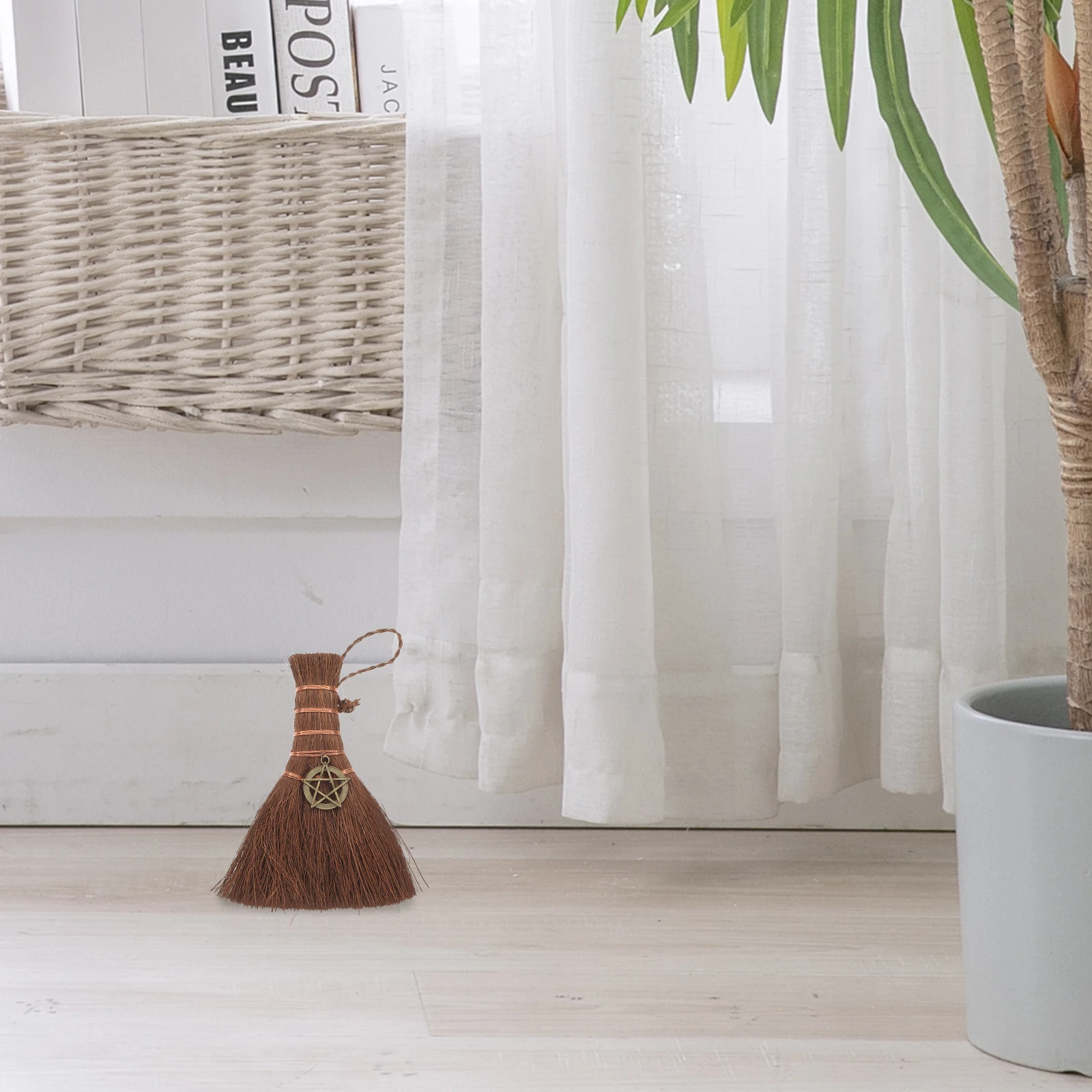 

Broom Pendant Car Hanging Ornament Decorative Broom For Halloween Diy Craft Retro Garden Decor House Prop