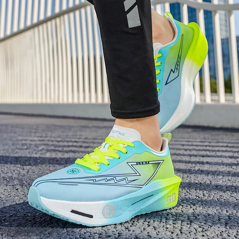 Lässige Sportschuhe, ultraleichte und atmungsaktive Outdoor-Wanderschuhe und Trainingsschuhe für das Trailrunning, vielseitig und modisch für Paare, bequem für den täglichen Gebrauch, ideal für Urlaubsreisen. – Detail 14