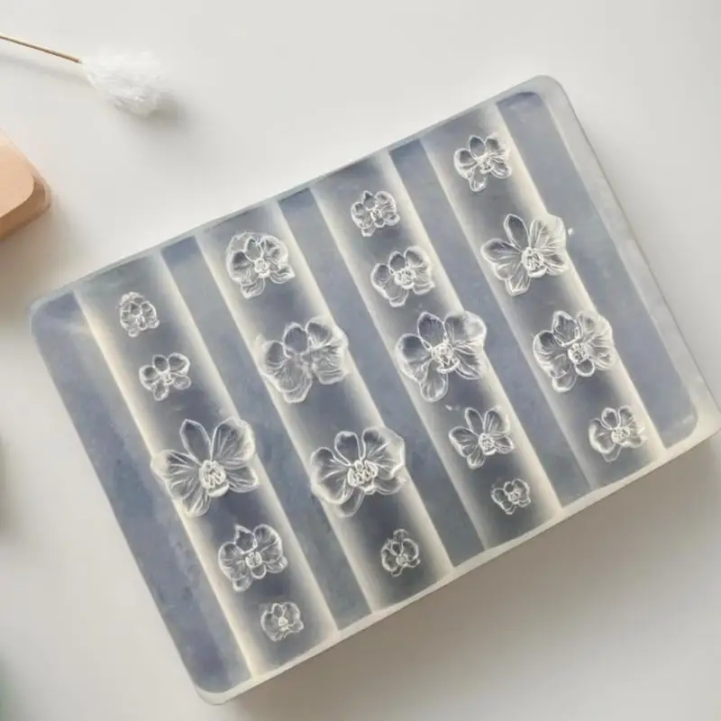 Stampo in silicone per nail art con design floreale Phalaenopsis 3D, modello per intaglio di manicure con orchidea dolce farfalla fai da te