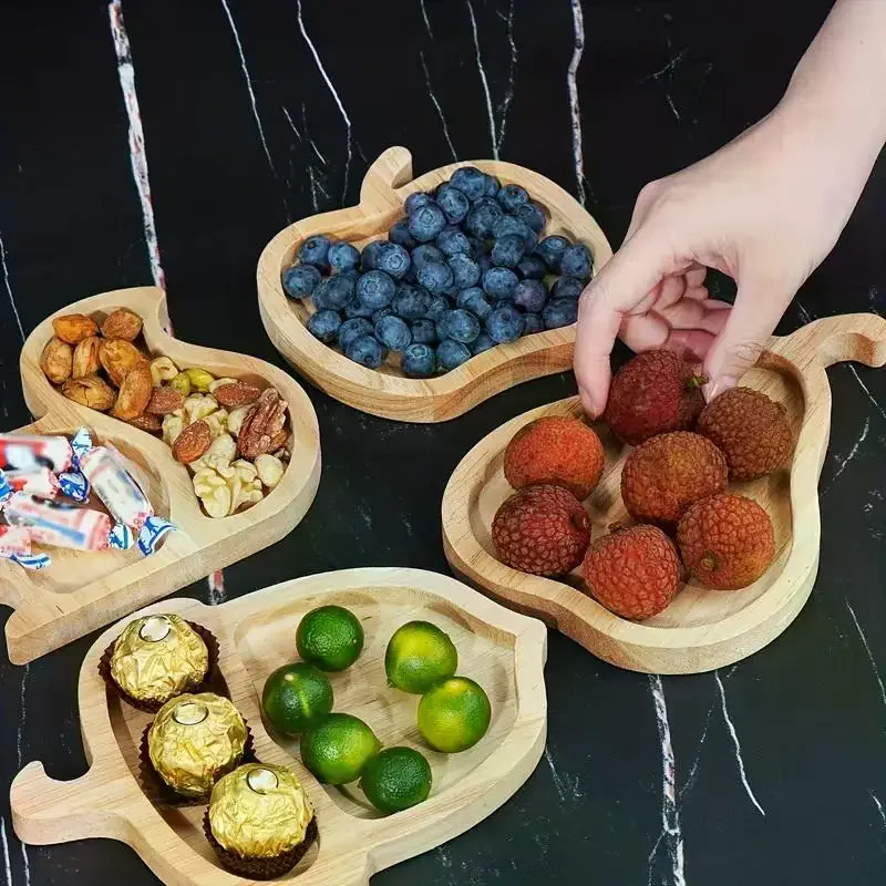 A Wooden Squirrel-shaped Snack Tray, Suitable For Home Use, To Hold Pine Nuts, Pears, And Other Fruits. Ideal For Kitchen Use.