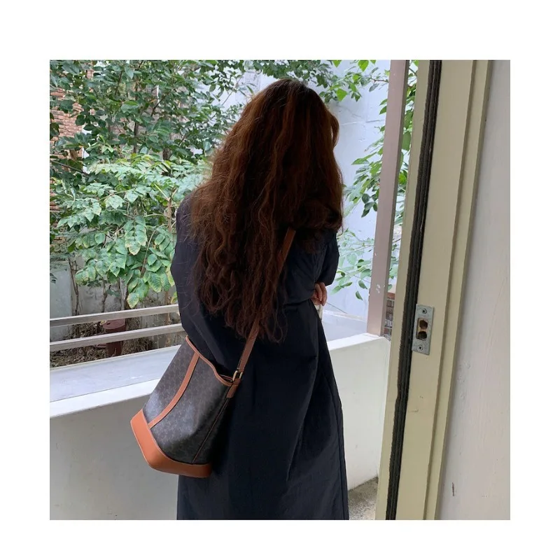 أزياء الشتاء الرجعية فضفاضة المرأة الملابس القطنية الدافئة التخسيس ملابس خارجية الترفيه الصلبة تخفيف معطف المرأة