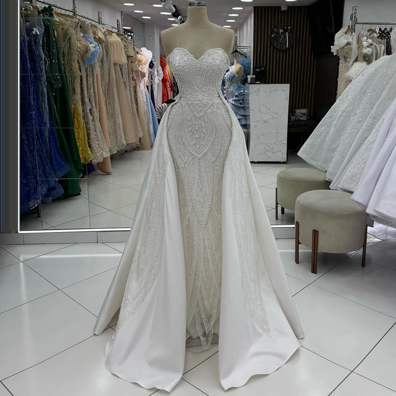 

Elegant Ivory Beaded Mermaid Evening Dresses 2026 Luxury Pearl Appliques Couture Wedding Party Dress Customize Vestidos de noche