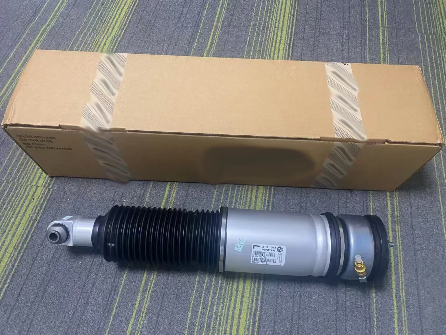 OEM New 1pc Rear Left Right Air Suspension Shock Absorber For BMW 7-Series E65 E66 740i 2001-2009